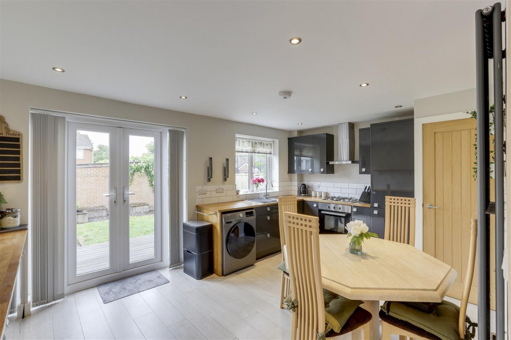 Longmoor Road, Long Eaton, Derbyshire, NG10 4FQ
