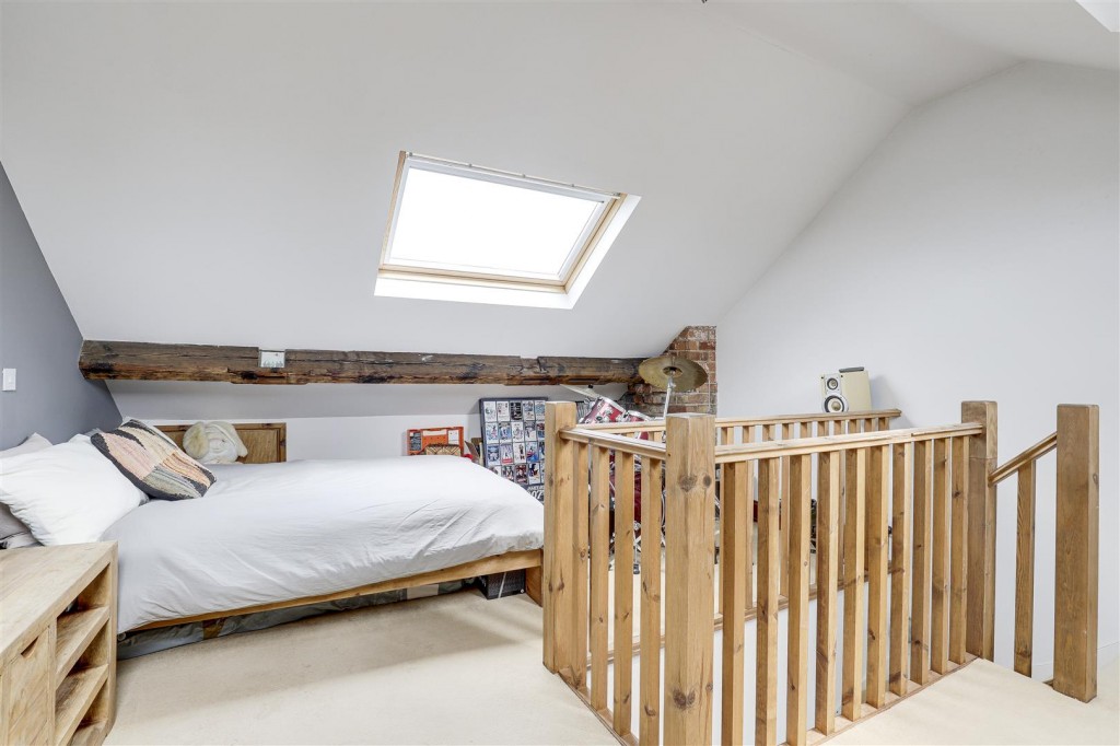 Wilford Crescent East, The Meadows, Nottinghamshire, NG2 2EA