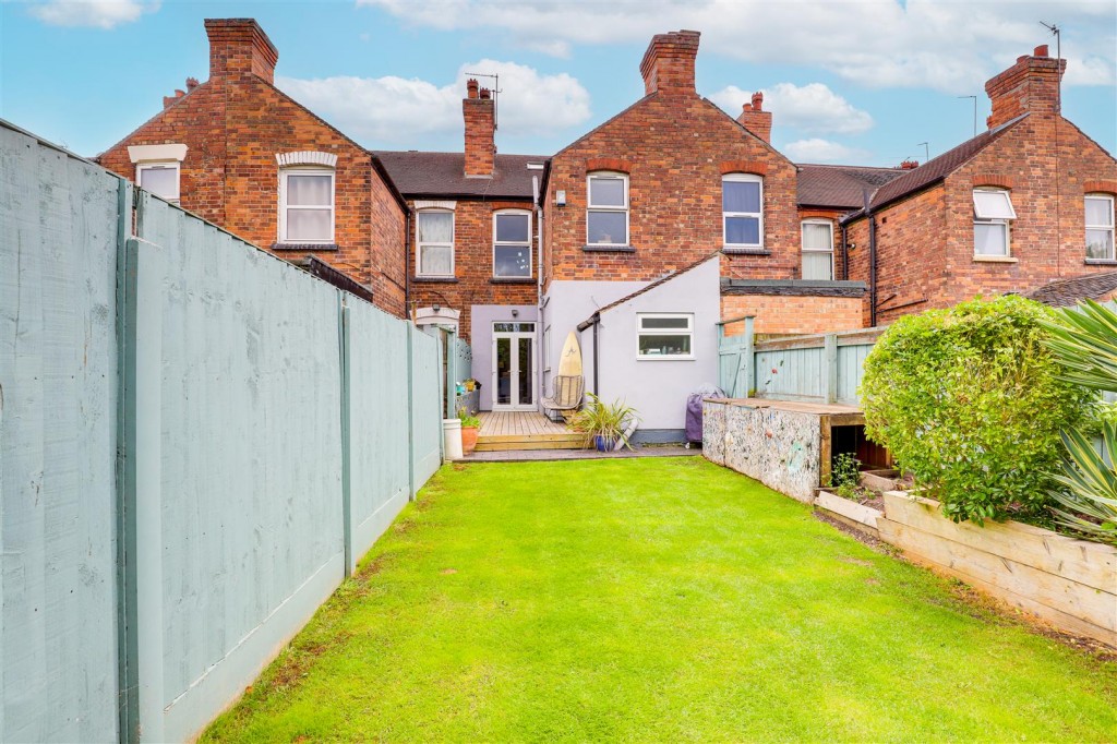 Wilford Crescent East, The Meadows, Nottinghamshire, NG2 2EA