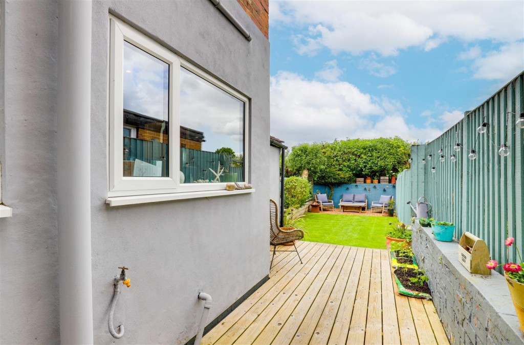 Wilford Crescent East, The Meadows, Nottinghamshire, NG2 2EA