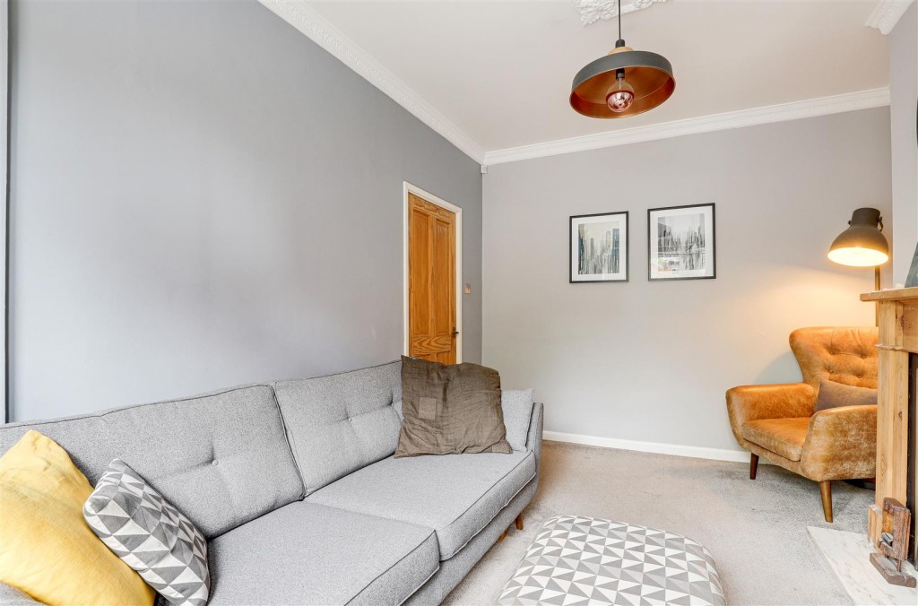 Wilford Crescent East, The Meadows, Nottinghamshire, NG2 2EA