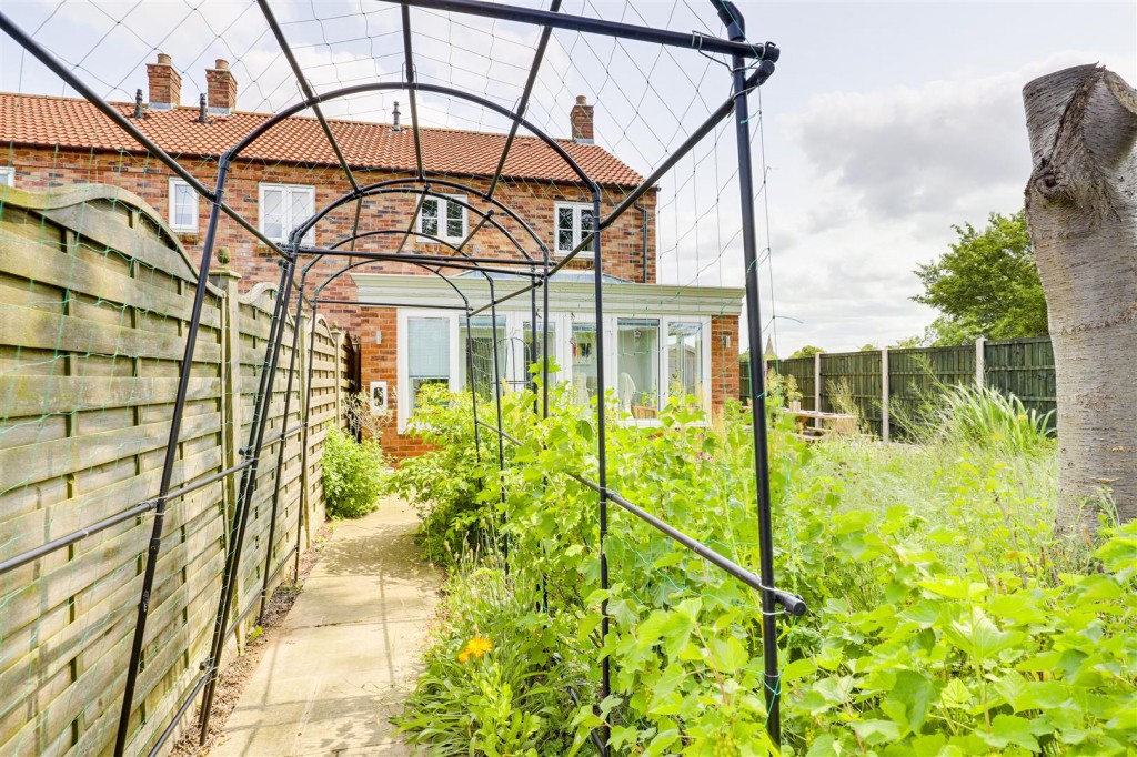 Dark Lane, Whatton, Nottinghamshire, NG13 9FE