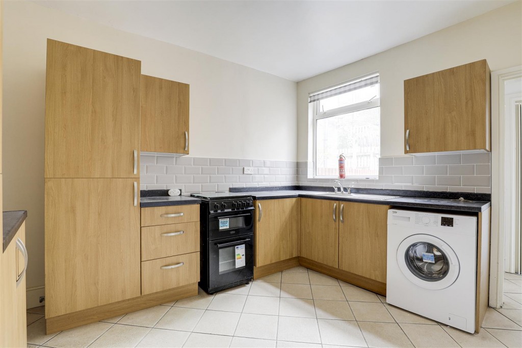 Newark Avenue, Sneinton, Nottinghamshire, NG2 4JJ