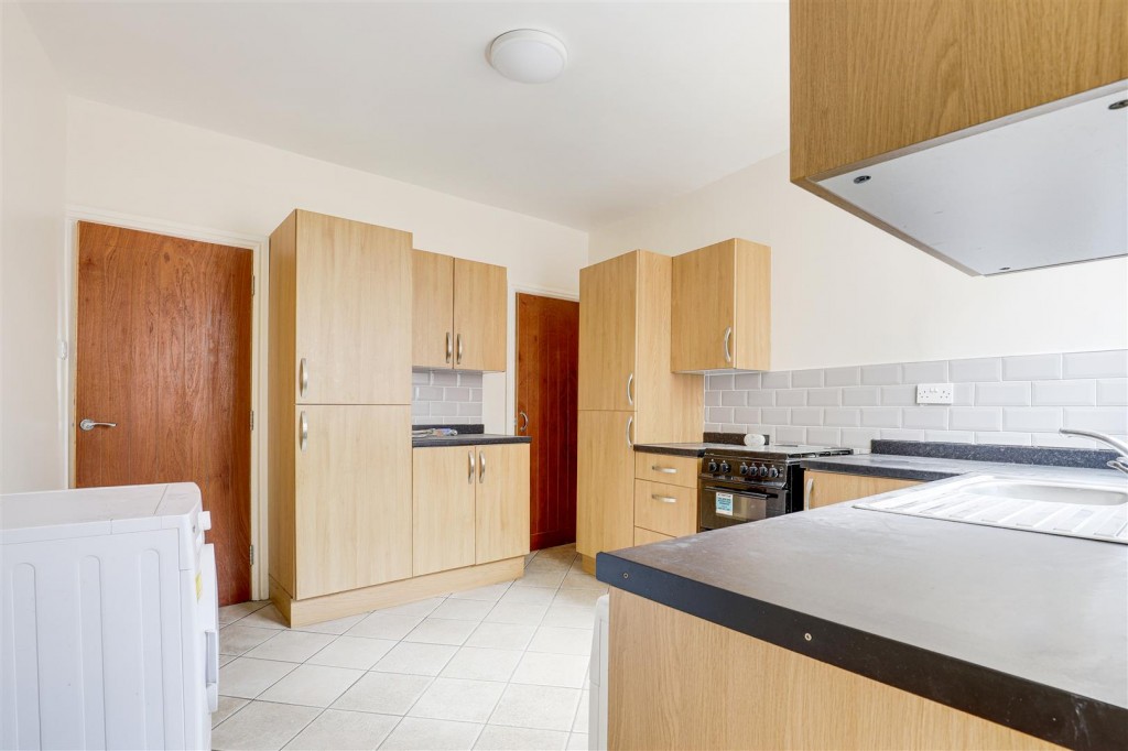 Newark Avenue, Sneinton, Nottinghamshire, NG2 4JJ