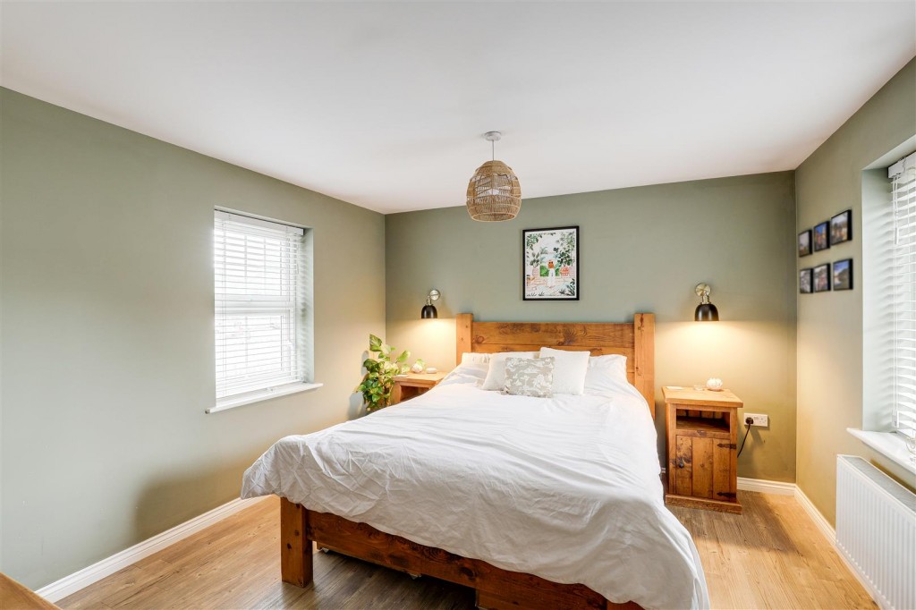 Swallow Crescent, Ravenshead, Nottinghamshire, NG15 9JN
