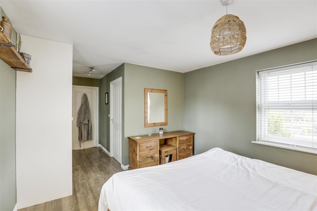 Swallow Crescent, Ravenshead, Nottinghamshire, NG15 9JN