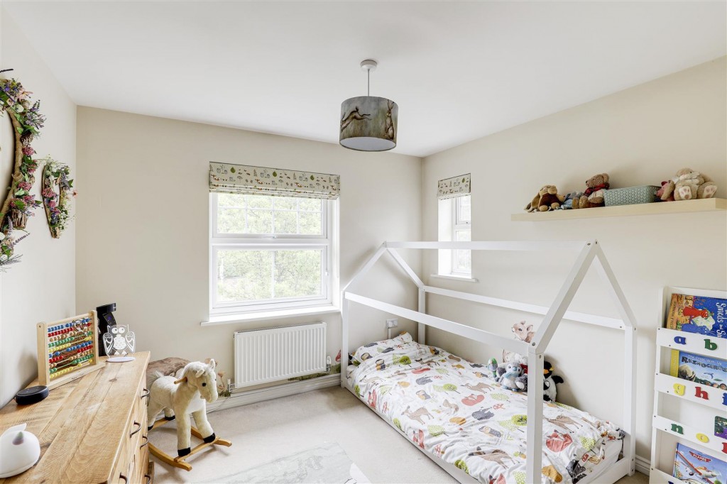 Swallow Crescent, Ravenshead, Nottinghamshire, NG15 9JN