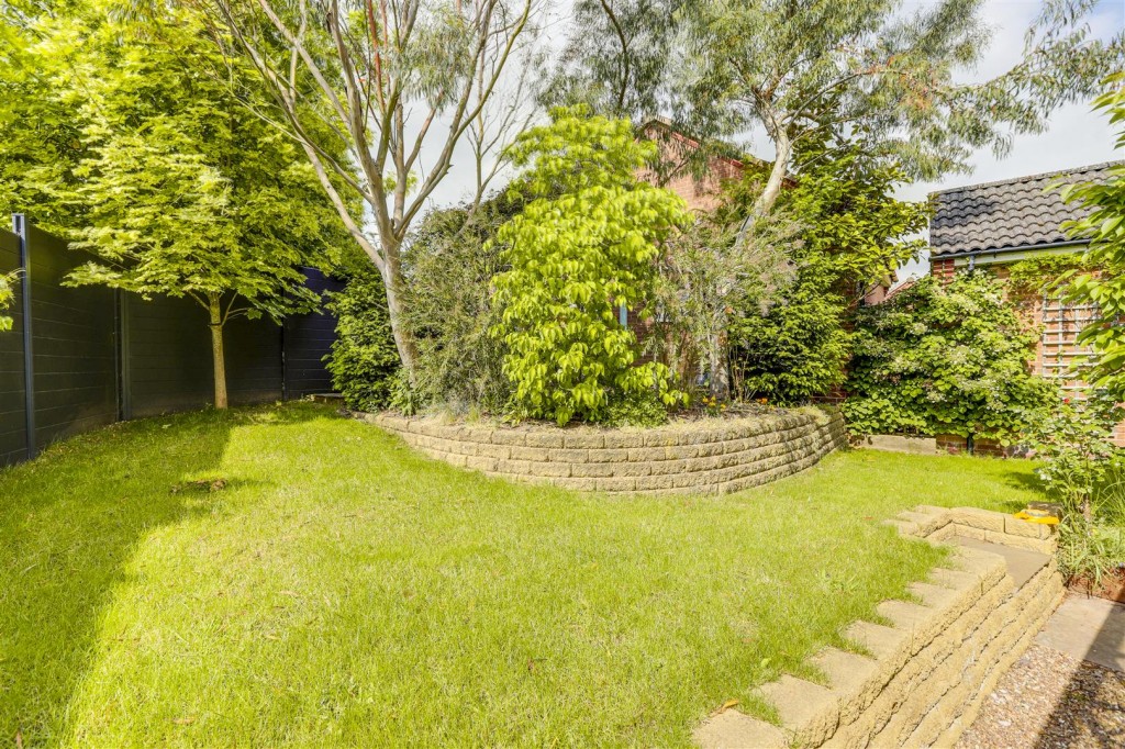 Swallow Crescent, Ravenshead, Nottinghamshire, NG15 9JN