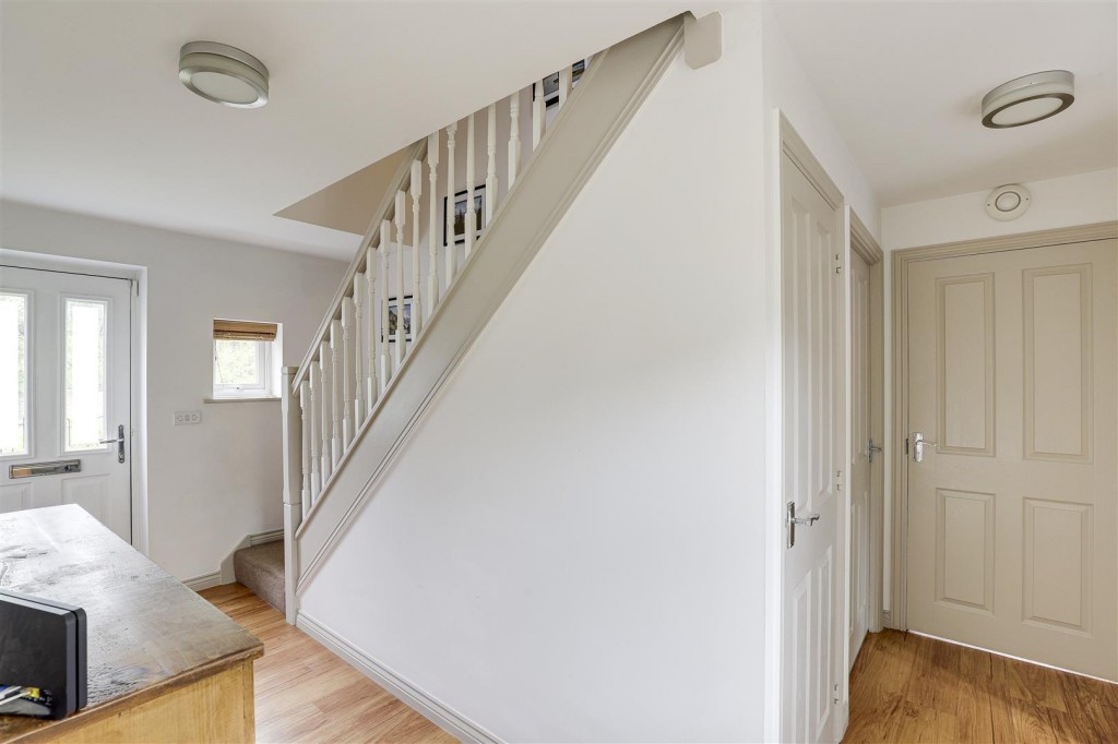 Swallow Crescent, Ravenshead, Nottinghamshire, NG15 9JN