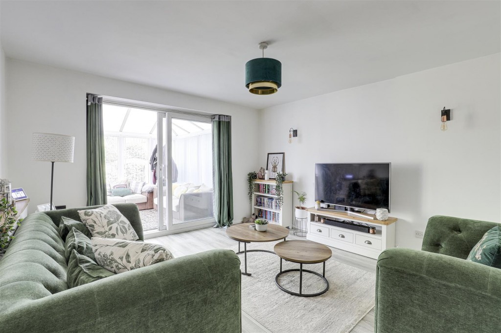 Britannia Avenue, Basford, Nottinghamshire, NG6 0EB