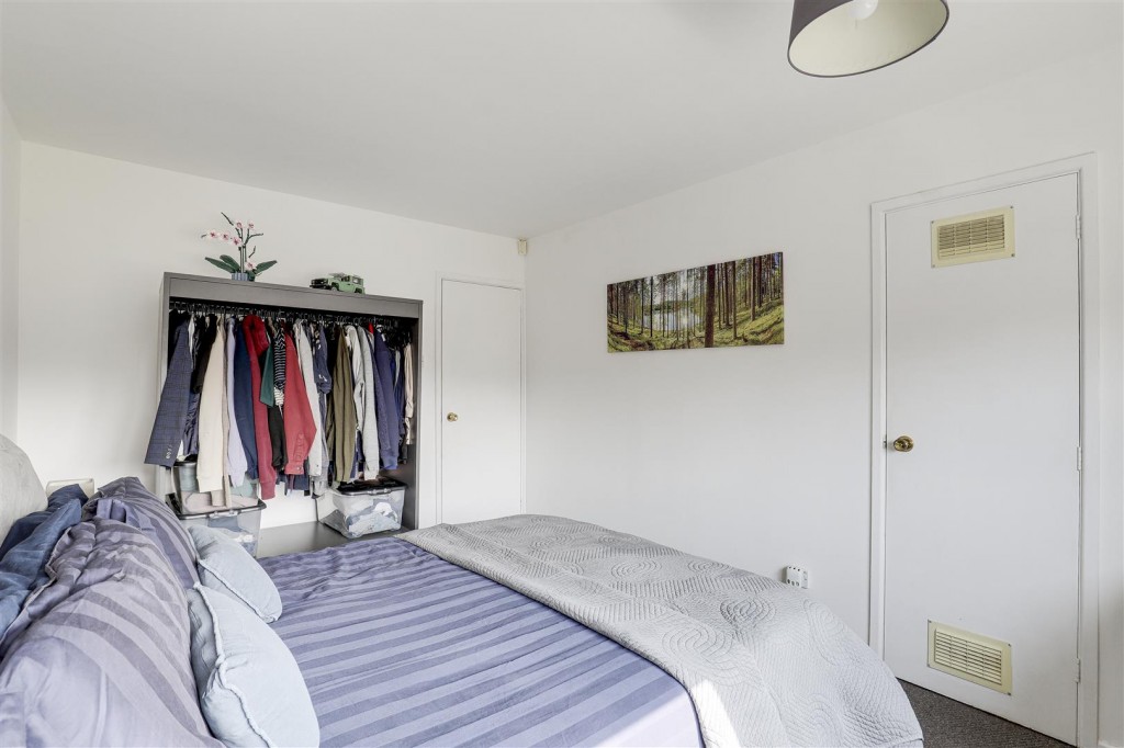 Britannia Avenue, Basford, Nottinghamshire, NG6 0EB