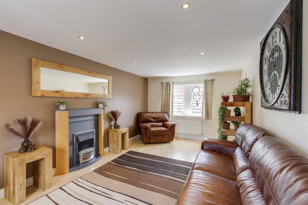 Woodward Avenue, Beeston, Nottinghamshire, NG9 6RD