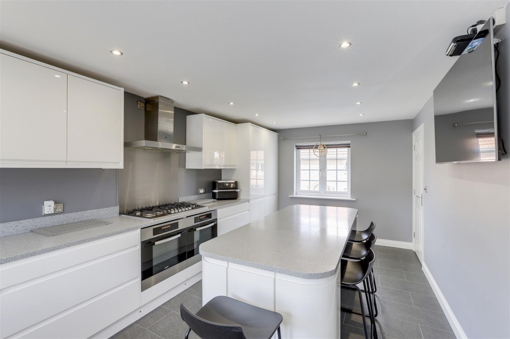 Woodward Avenue, Beeston, Nottinghamshire, NG9 6RD