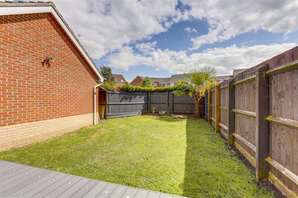 Woodward Avenue, Beeston, Nottinghamshire, NG9 6RD