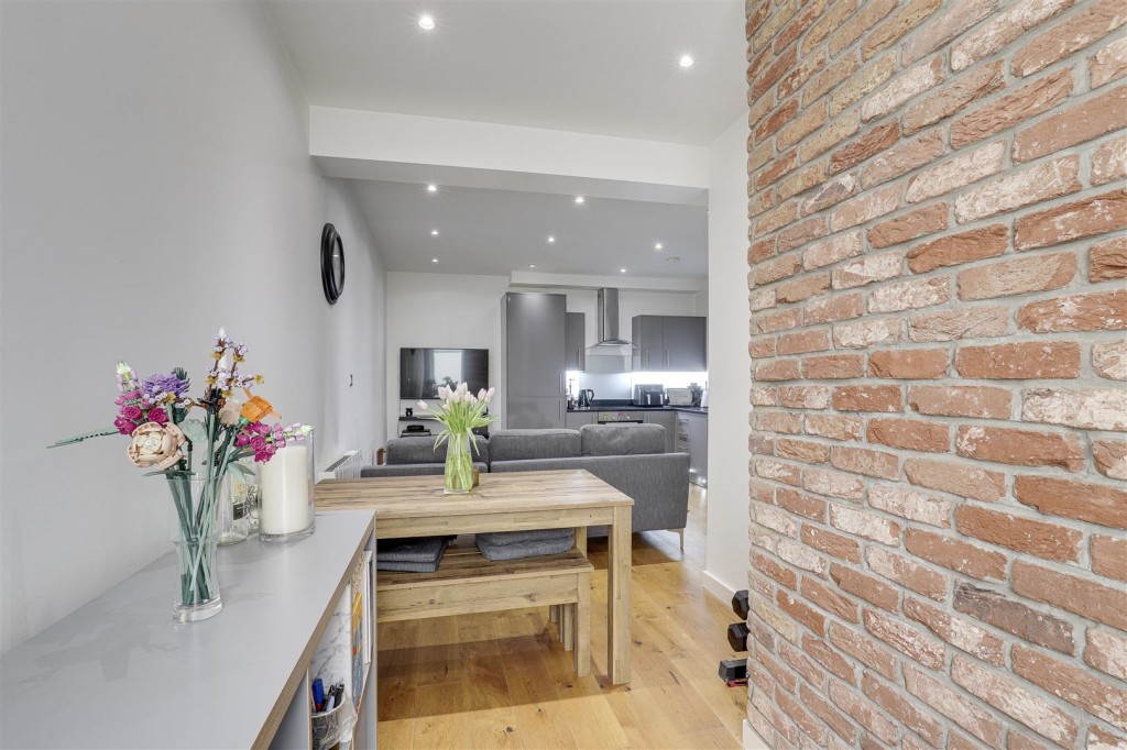 Hounds Gate, Nottingham, Nottinghamshire, NG1 7AB