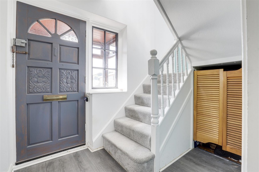 Mcintosh Road, Gedling, Nottinghamshire, NG4 4HR