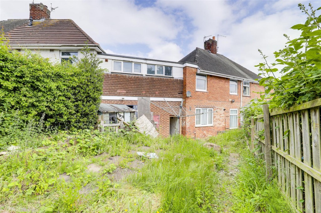 Brookside, Hucknall, Nottinghamshire, NG15 7QJ