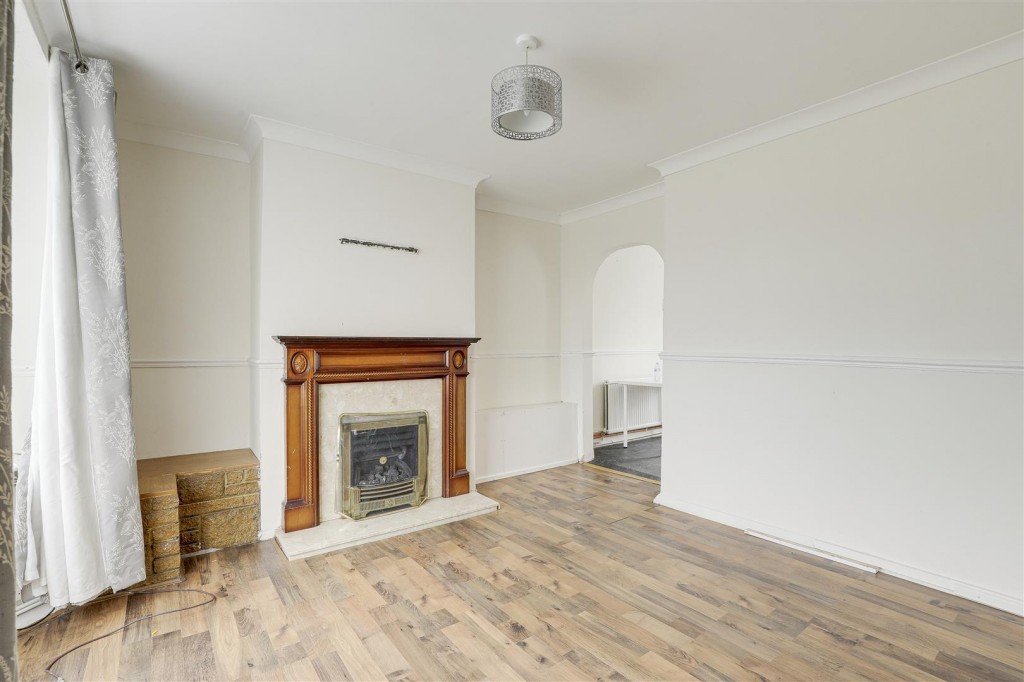 Brookside, Hucknall, Nottinghamshire, NG15 7QJ