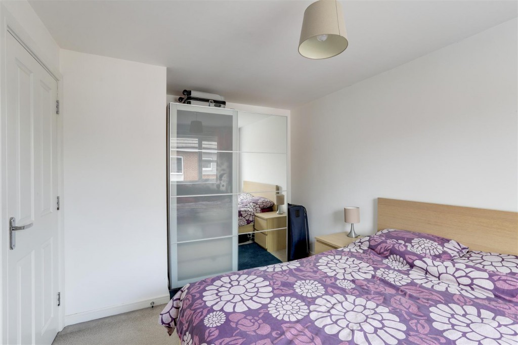 Harvest Close, Beeston, Nottinghamshire, NG9 2JS