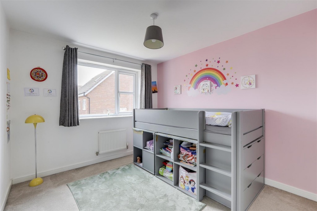 Harvest Close, Beeston, Nottinghamshire, NG9 2JS
