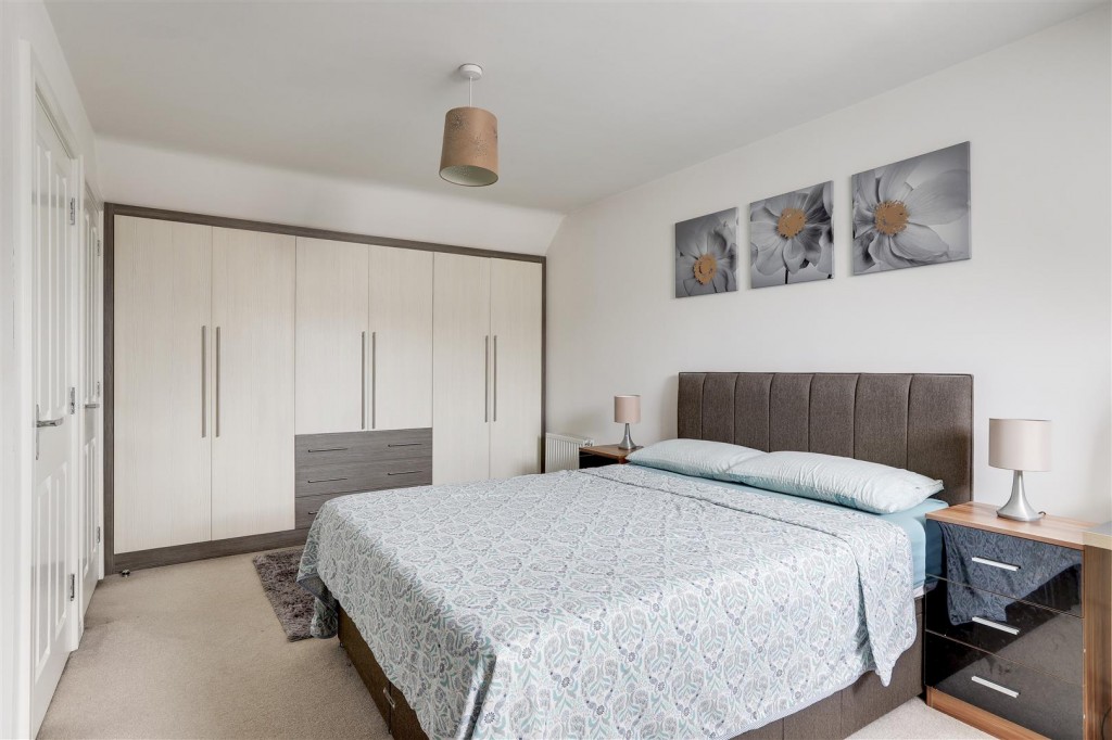 Harvest Close, Beeston, Nottinghamshire, NG9 2JS