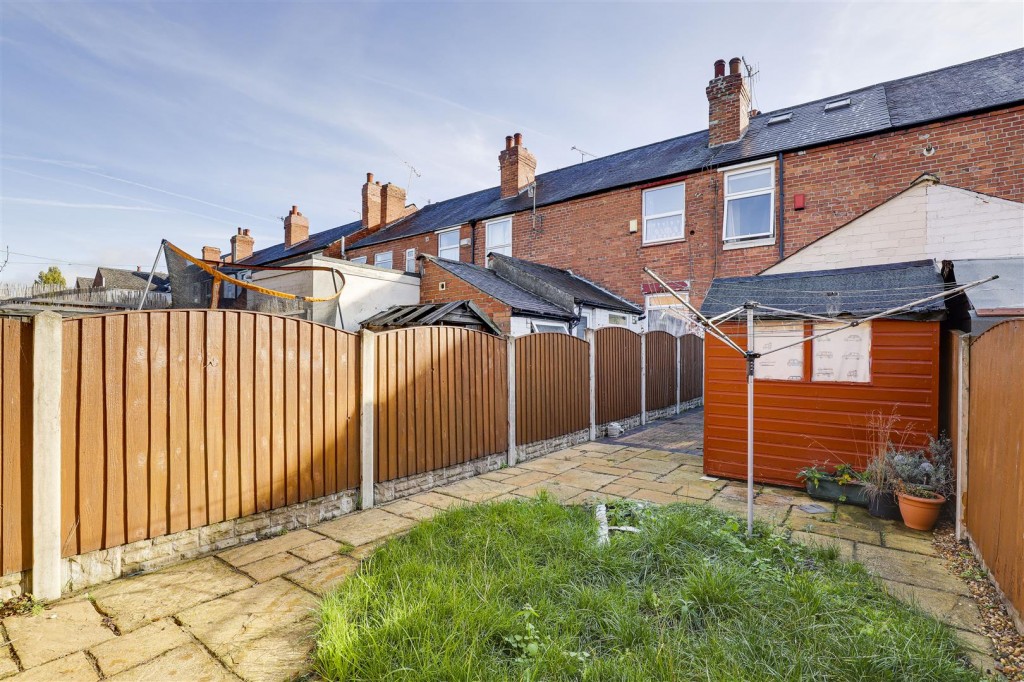 Fox Grove, Old Basford, Nottinghamshire, NG5 1JS