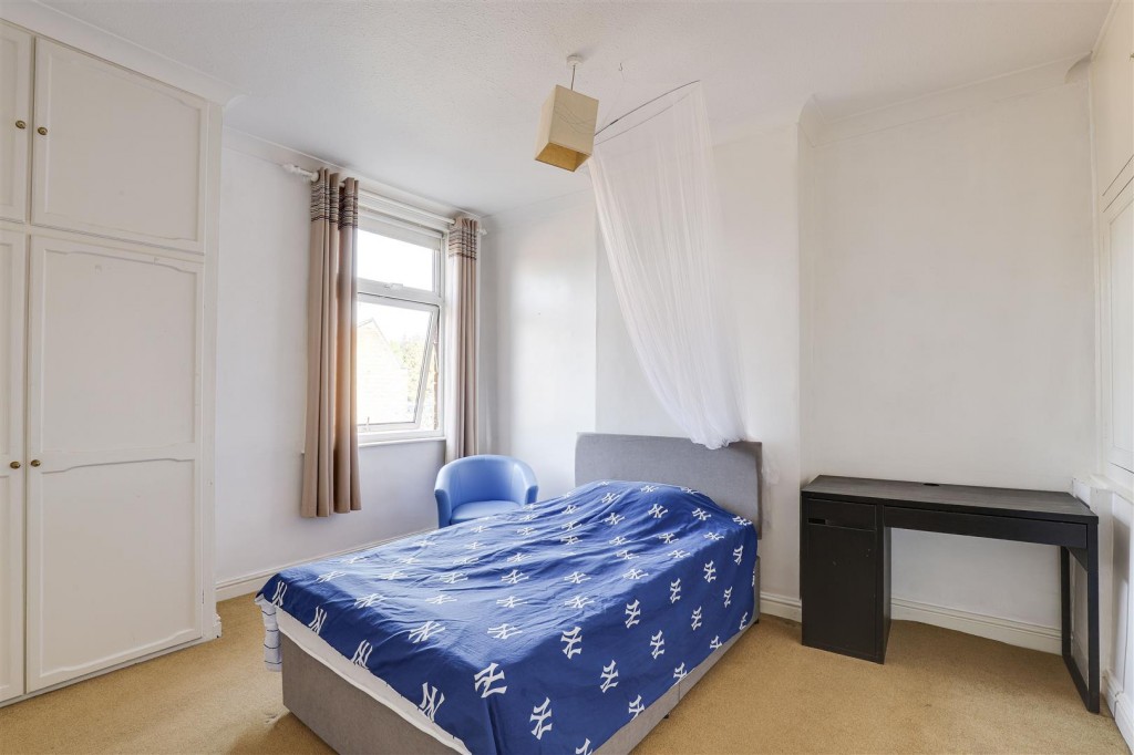 Fox Grove, Old Basford, Nottinghamshire, NG5 1JS