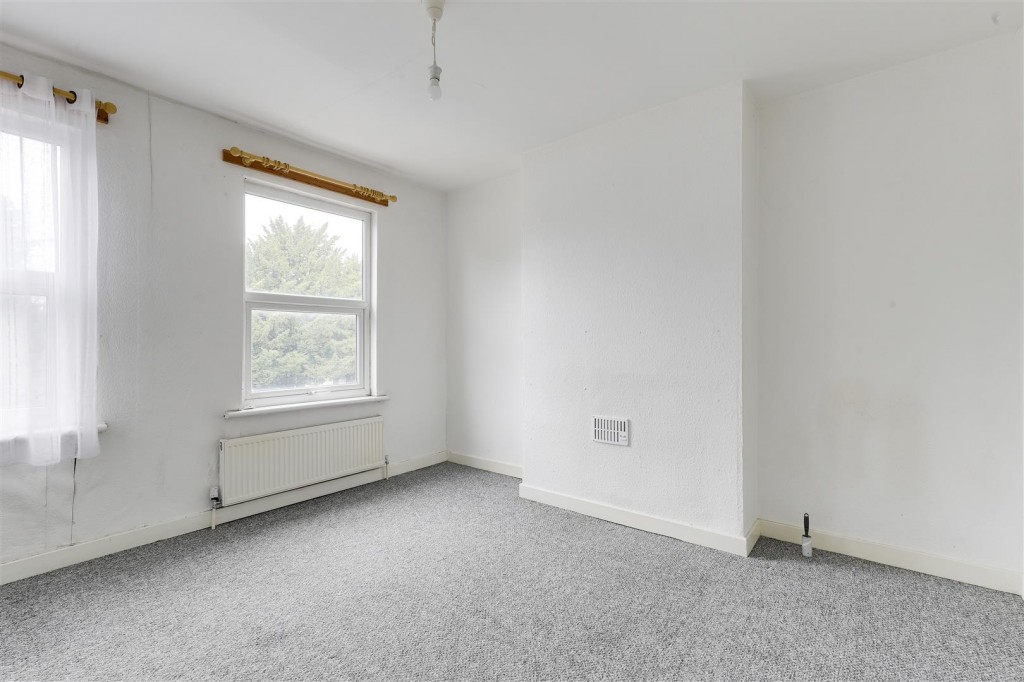 Woodborough Road, Mapperley, Nottinghamshire, NG3 5HB