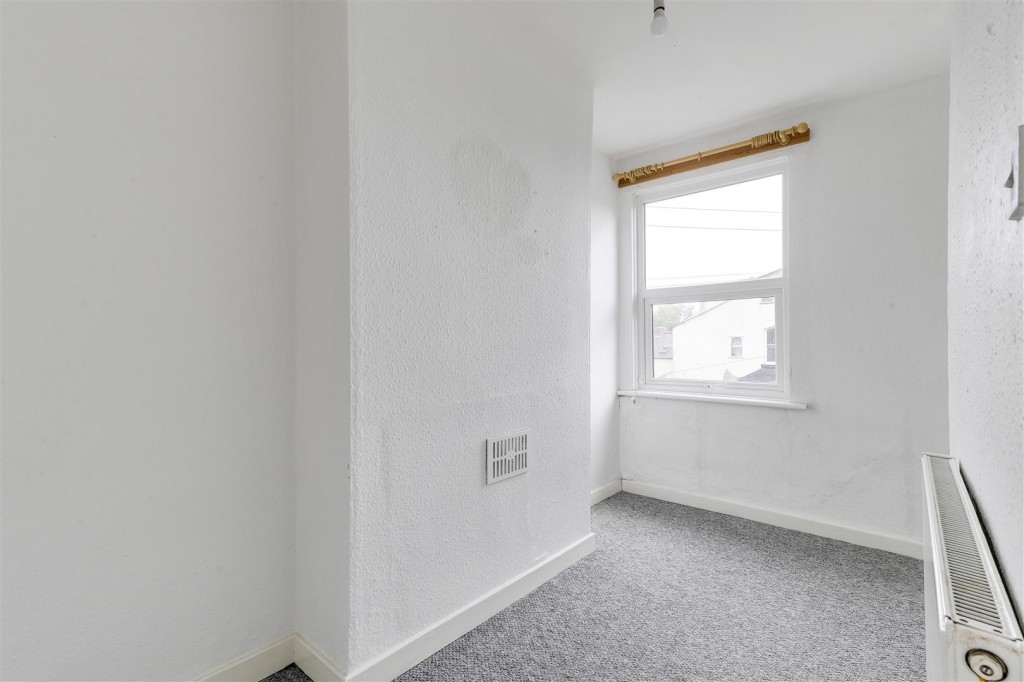Woodborough Road, Mapperley, Nottinghamshire, NG3 5HB