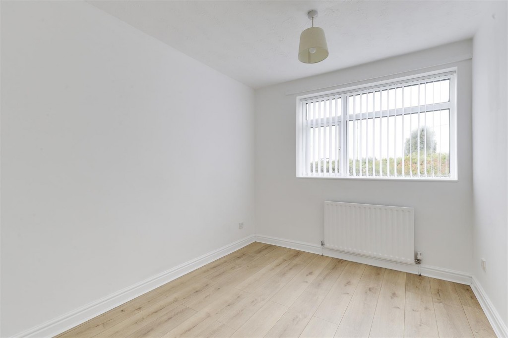 Mayfair Gardens, Nottingham, Nottinghamshire, ng5 1LT