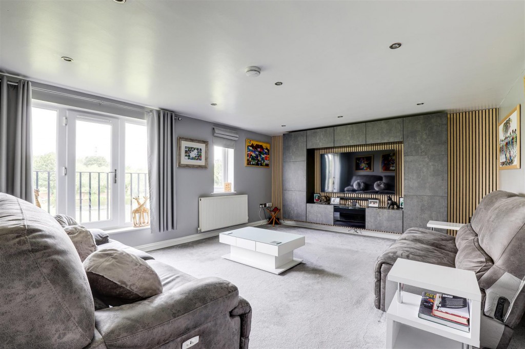 Waters Edge, Bell Lane, Wilford, Nottinghamshire, NG11 7GB