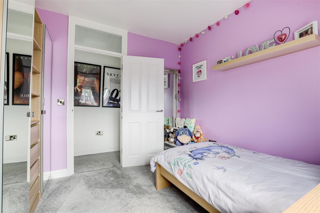 Waters Edge, Bell Lane, Wilford, Nottinghamshire, NG11 7GB