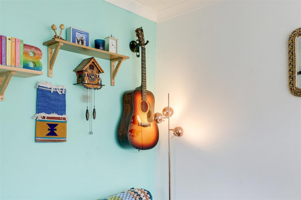 Hadbury Road, Basford, Nottinghamshire, NG5 1JZ