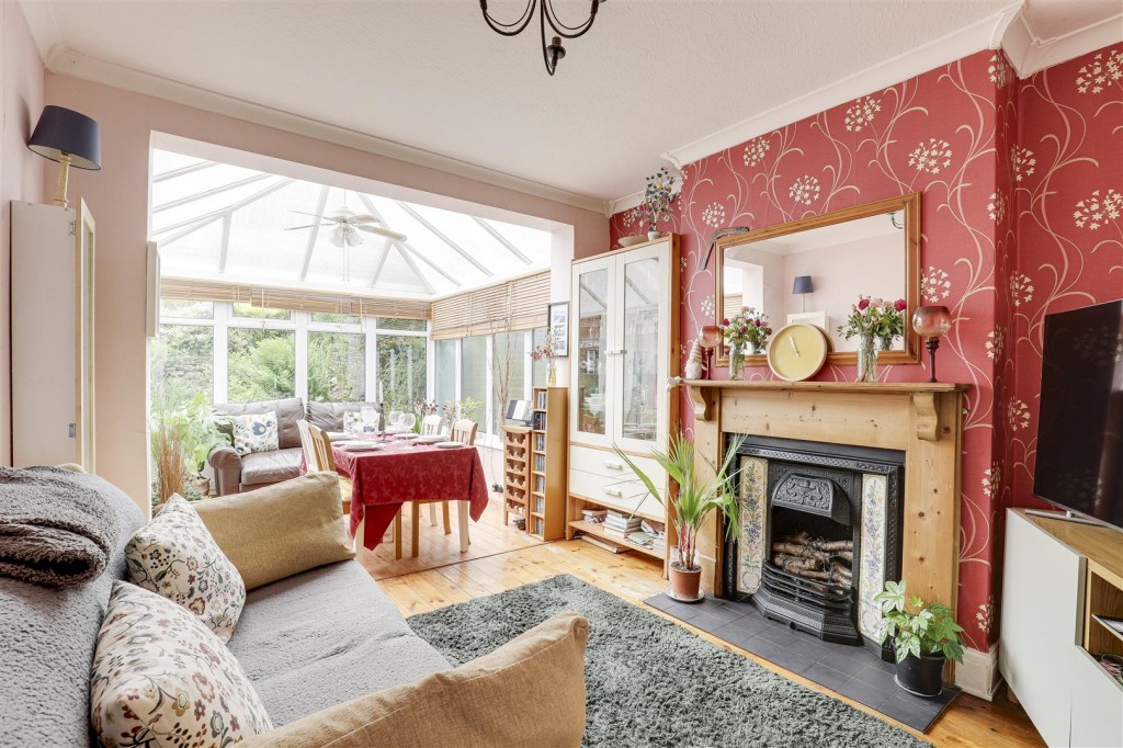 Retford Road, Sherwood, Nottinghamshire, NG5 1FZ