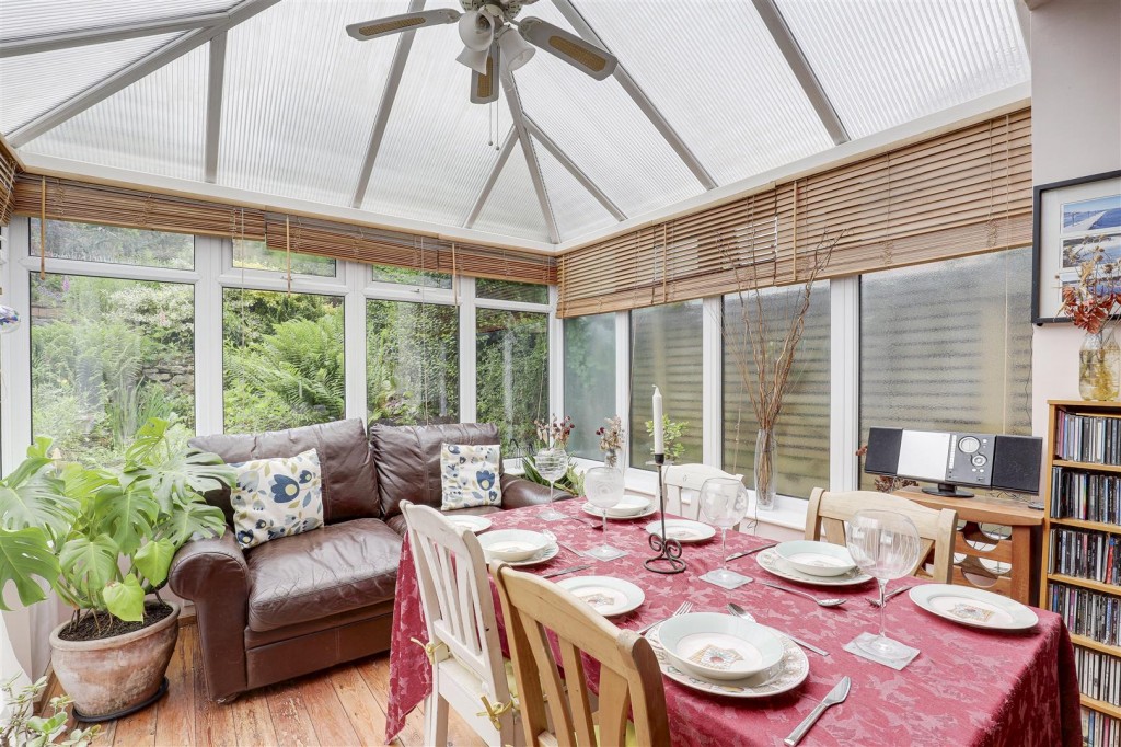 Retford Road, Sherwood, Nottinghamshire, NG5 1FZ