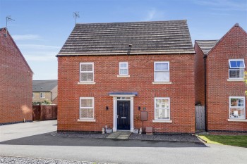 Senator Close, Hucknall, Nottinghamshire, NG15 8GH