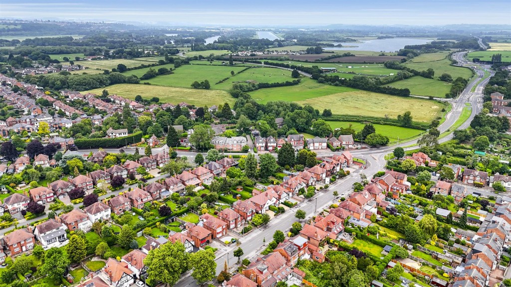 Davies Road, West Bridgford, Nottinghamshire, NG2 5HA