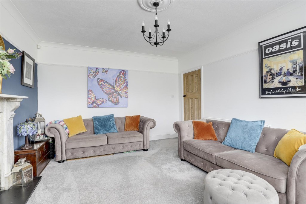 Davies Road, West Bridgford, Nottinghamshire, NG2 5HA