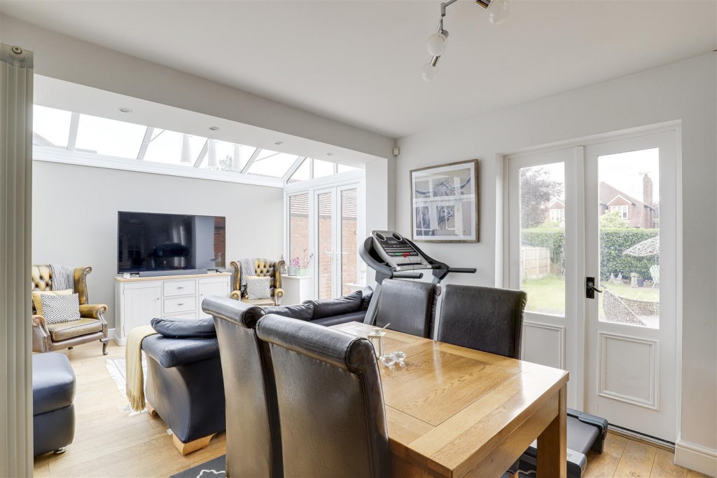 Davies Road, West Bridgford, Nottinghamshire, NG2 5HA