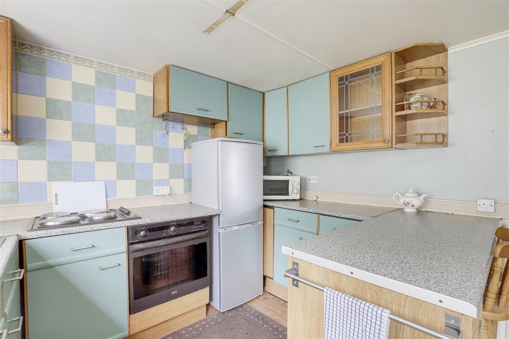 Bassingfield Lane, Gamston, Nottinghamshire, NG2 6NL