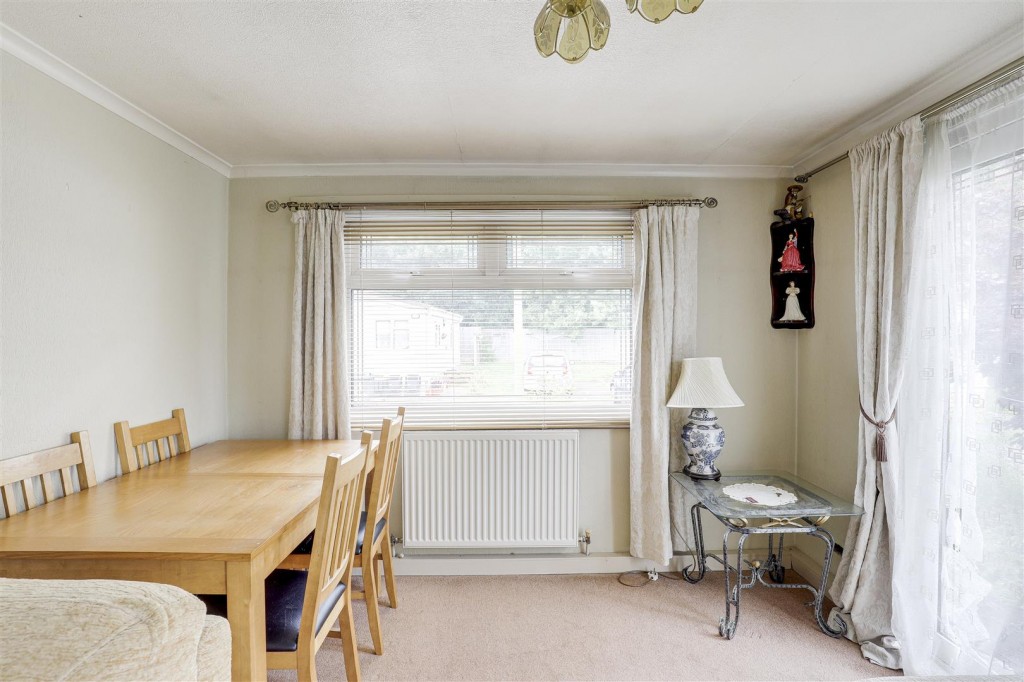 Bassingfield Lane, Gamston, Nottinghamshire, NG2 6NL