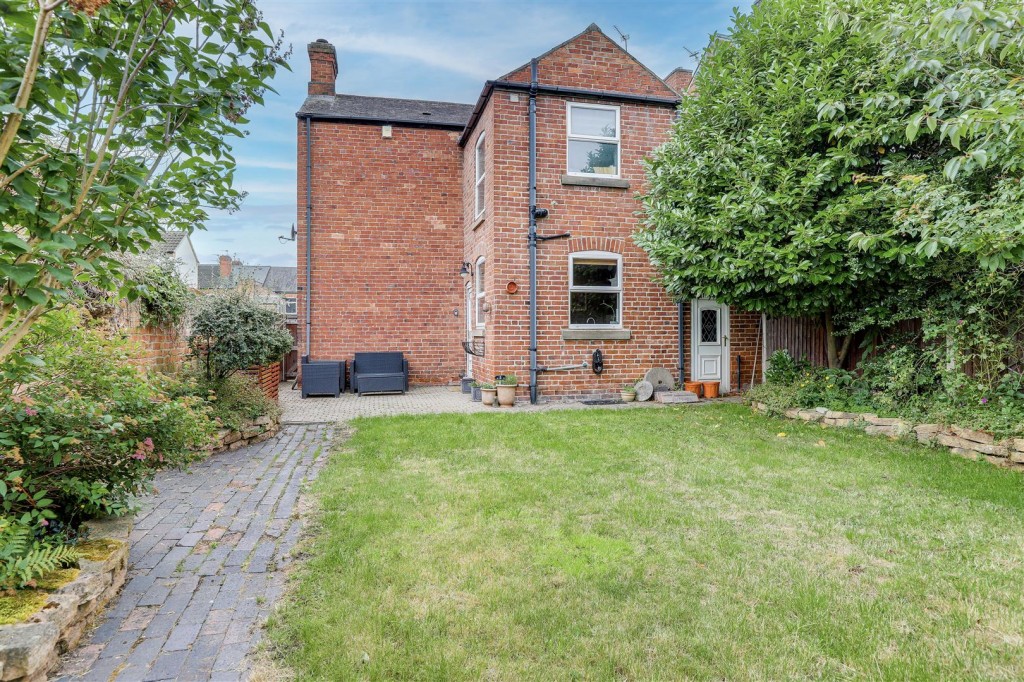 Kirkwhite Avenue, Long Eaton, Nottinghamshire, NG10 1BS