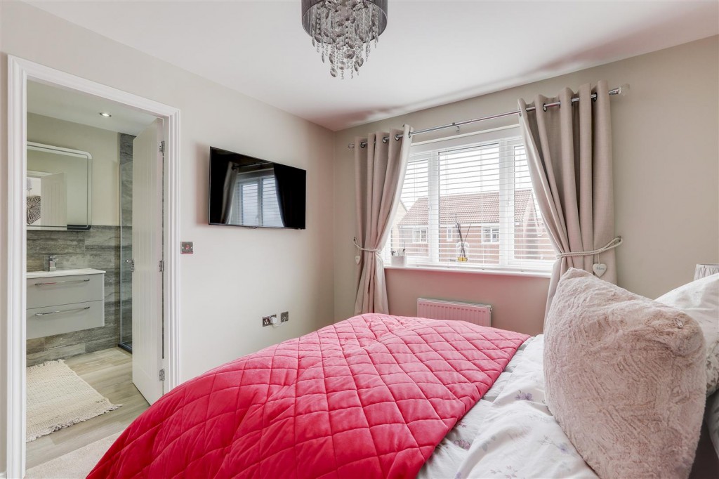 Griffon Drive, Hucknall, Nottinghamshire, NG15 6XH