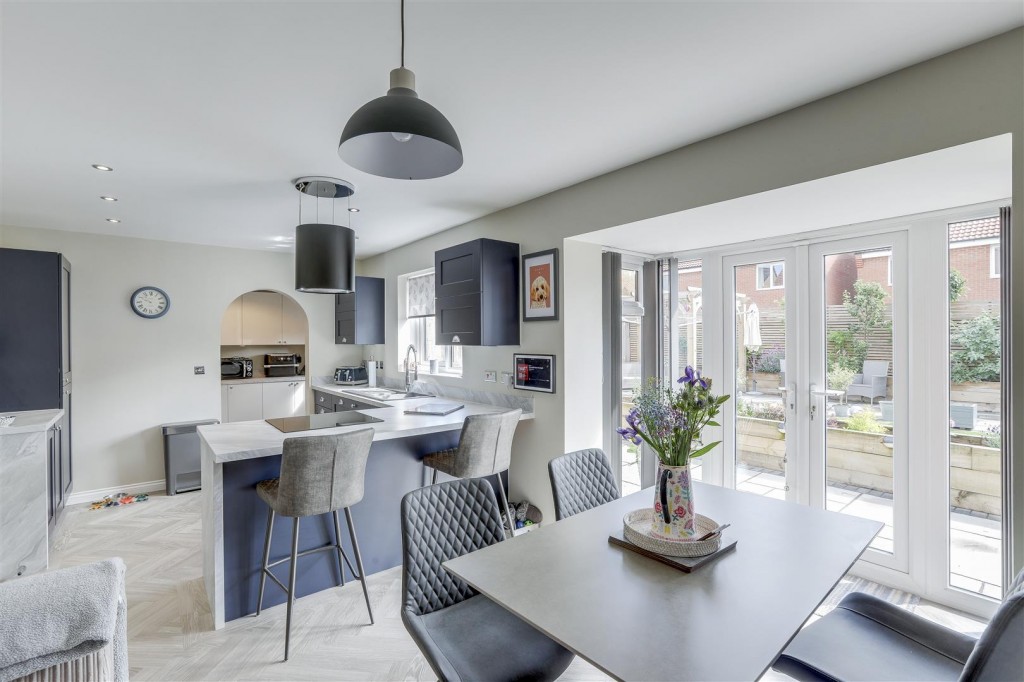 Griffon Drive, Hucknall, Nottinghamshire, NG15 6XH