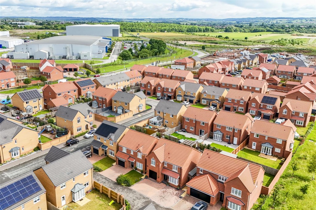 Griffon Drive, Hucknall, Nottinghamshire, NG15 6XH