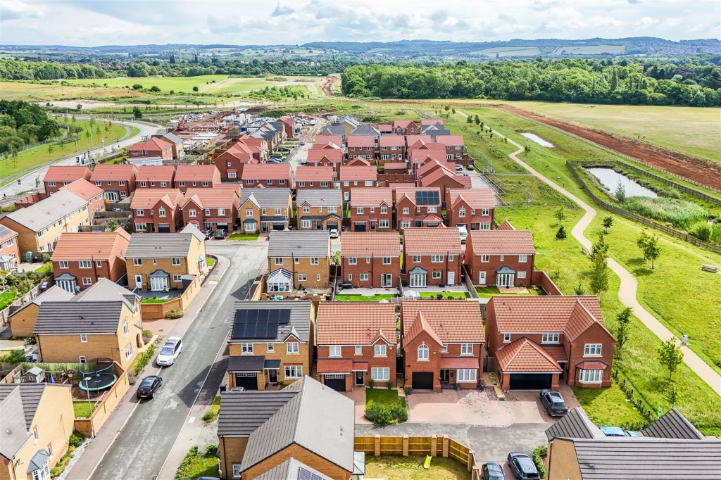 Griffon Drive, Hucknall, Nottinghamshire, NG15 6XH