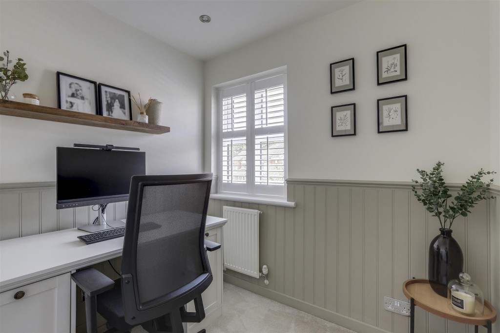Shilling Way, Long Eaton, Derbyshire, NG10 3QN
