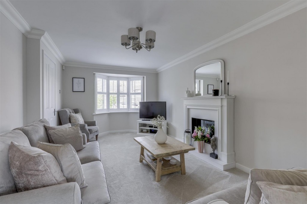 Shilling Way, Long Eaton, Derbyshire, NG10 3QN