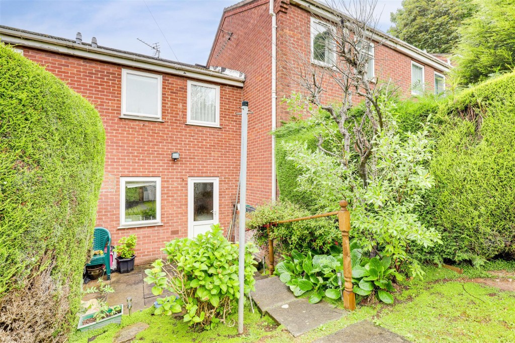 Fairmead Close, Nottingham, Nottinghamshire, NG3 3EQ