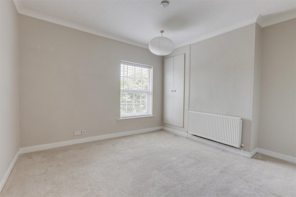 Longmoor Lane, Sandiacre, Nottinghamshire, NG10 5JJ